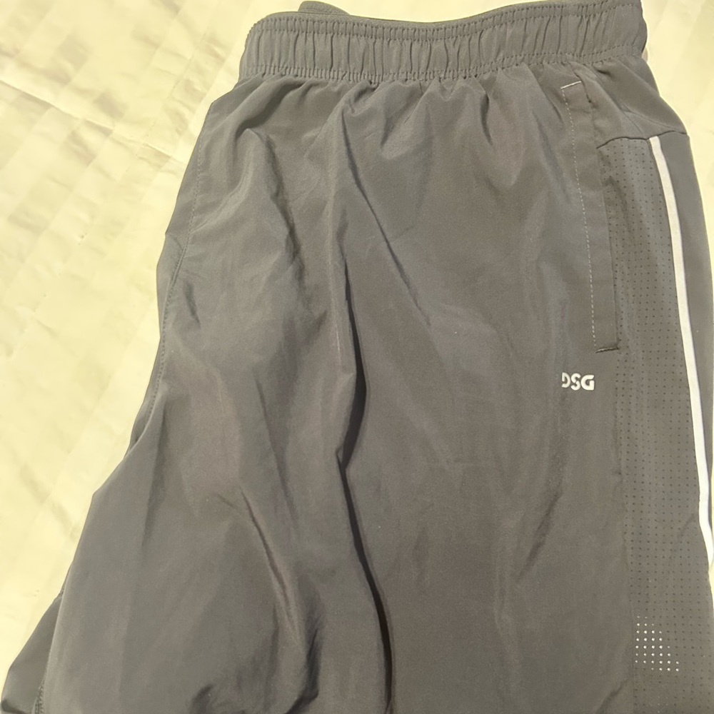 Men’s gym shorts